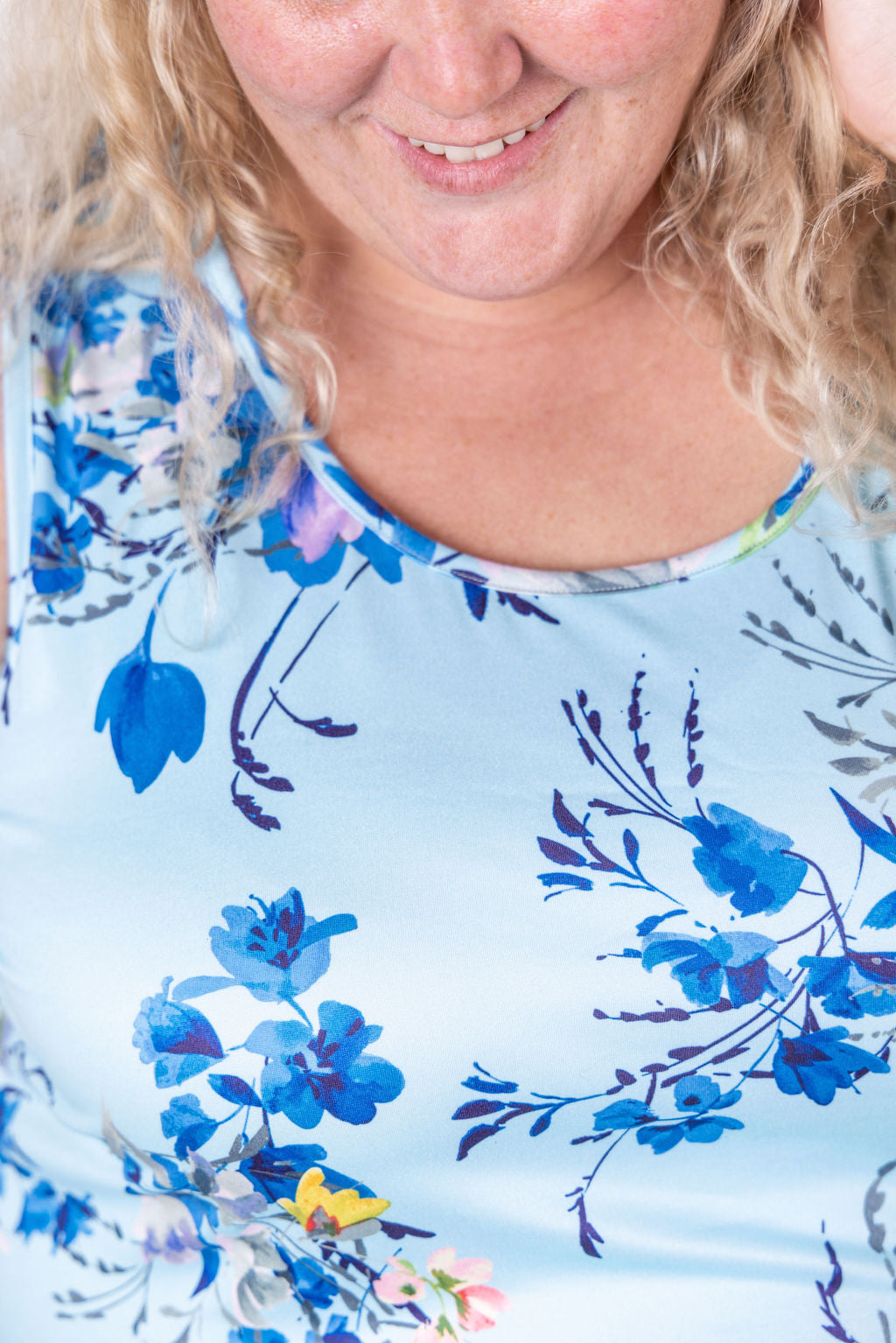 Luxe Crew Tank - Light Blue Floral Bliss